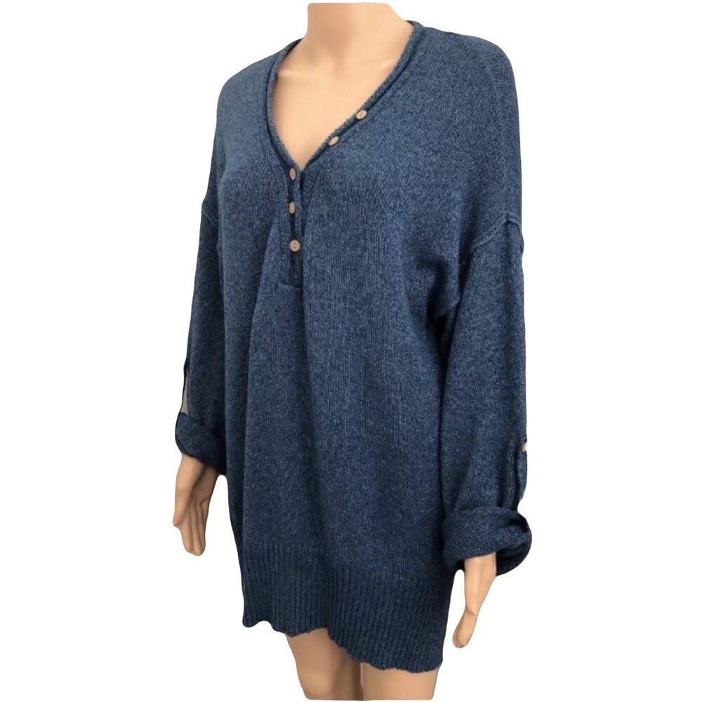 Ces Femme Oversized Blue V-neck Sweater